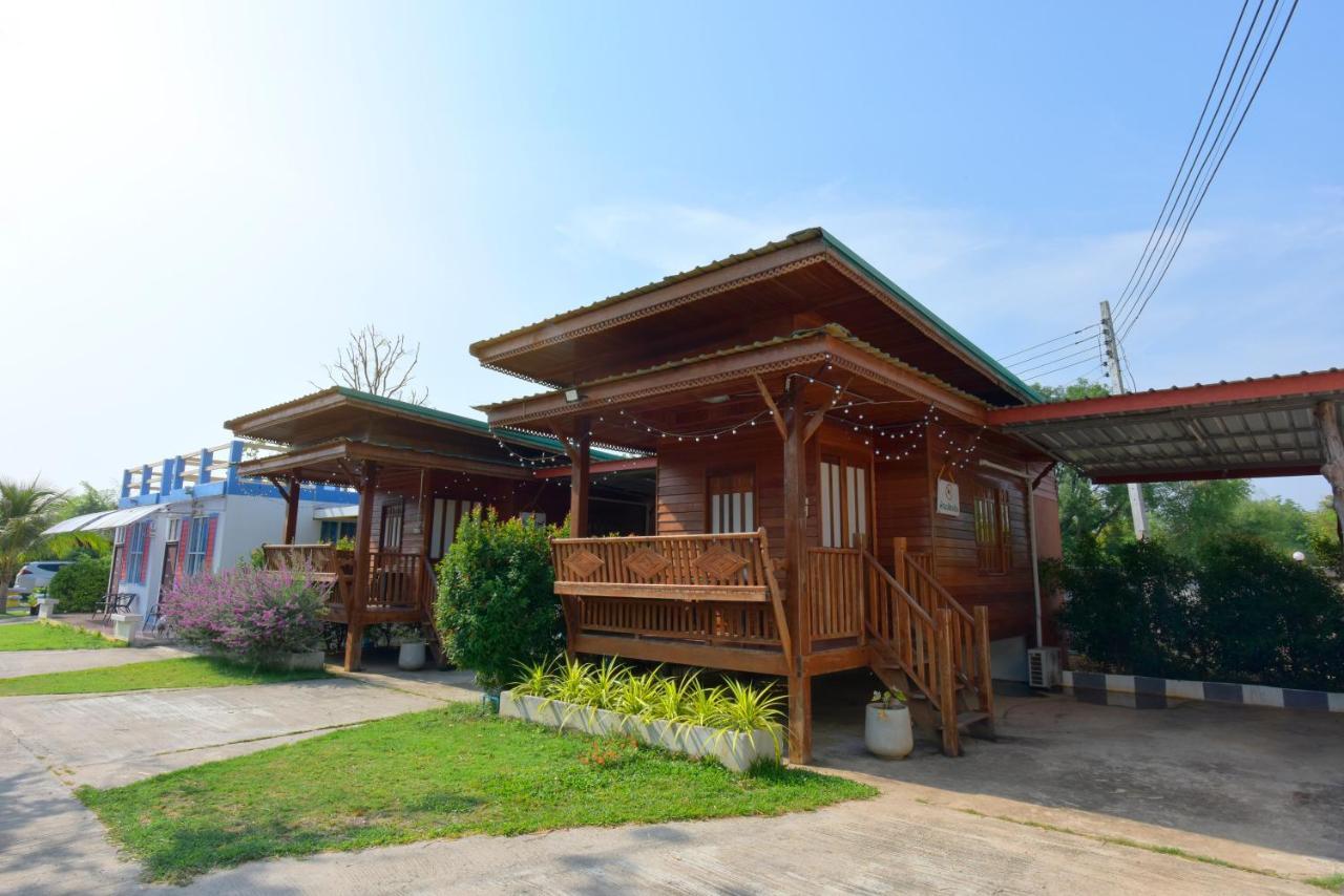 Chomduen Phu Kao Resort Non Sang Exterior foto